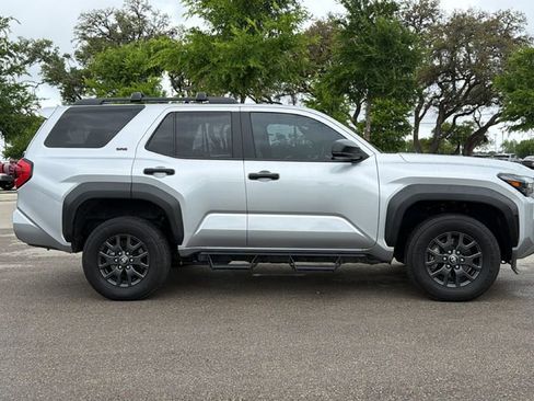 Used 2025 Toyota 4Runner SR5 image 4