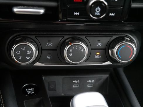 Certified 2025 Nissan Kicks SV w/ Illumination Package image 23