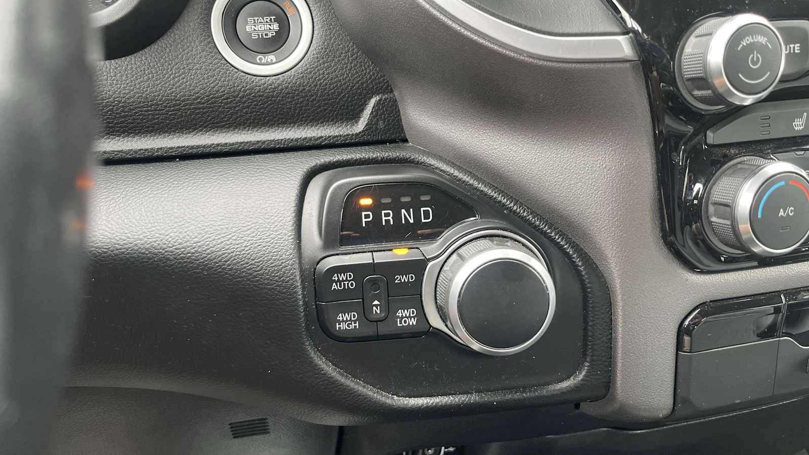 Used 2020 RAM 1500 Big Horn AWD/4WD image 40