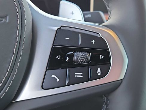 New 2026 BMW X6 xDrive40i image 23