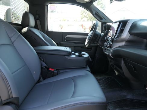 New 2026 RAM 5500 Tradesman w/ Chrome Appearance Group AWD/4WD image 25