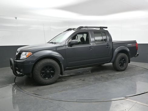 Used 2011 Nissan Frontier PRO-4X w/ Pro-4x Luxury Pkg AWD/4WD image 6