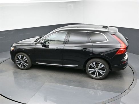 Used 2023 Volvo XC60 B5 Plus w/ Climate Package image 11