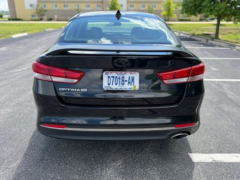 Used 2017 Kia Optima LX FWD image 6