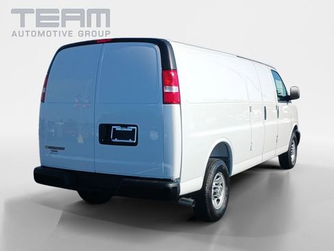 New 2025 Chevrolet Express 3500 Extended w/ Driver Convenience Package image 7