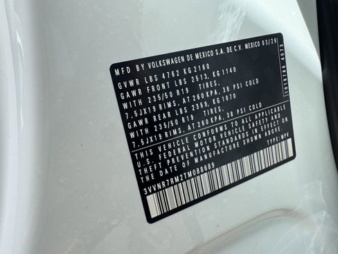 New 2026 Volkswagen Tiguan SE FWD image 26