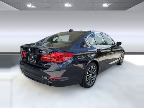 Used 2019 BMW 530i xDrive AWD/4WD image 9