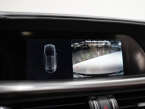 Used 2024 Alfa Romeo Stelvio Veloce image 25