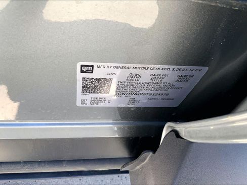 New 2026 Chevrolet Equinox EV LT FWD image 21