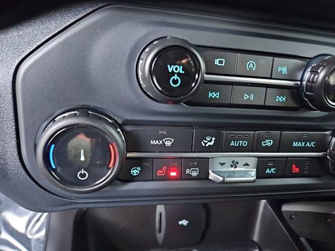 Used 2022 Ford Bronco Outer Banks w/ Sasquatch Package image 20