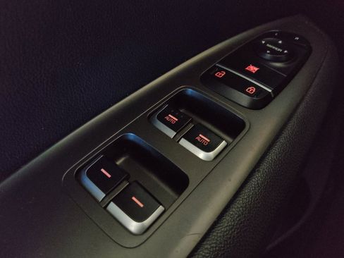 Used 2020 Kia Optima S FWD image 27