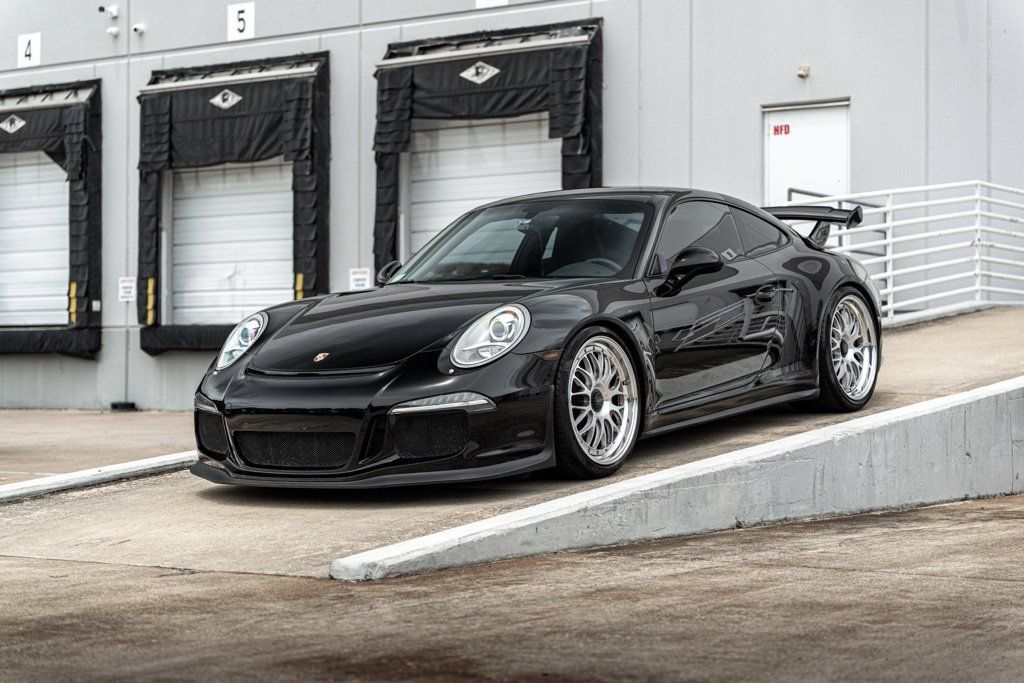 Used 2014 Porsche 911 GT3 RWD image 8