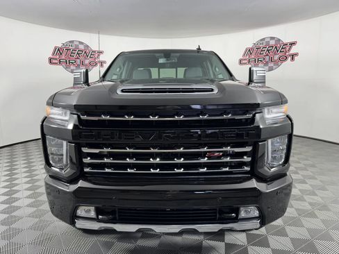 Used 2022 Chevrolet Silverado 2500 LTZ w/ Z71 Chrome Sport Edition AWD/4WD image 2