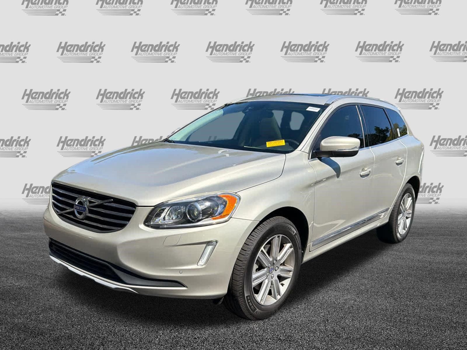 Used 2017 Volvo XC60 T5 Inscription w/ Preferred Option Package FWD image 7