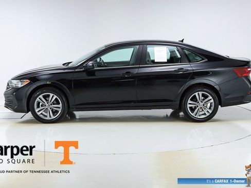 Used 2023 Volkswagen Jetta SE image 38