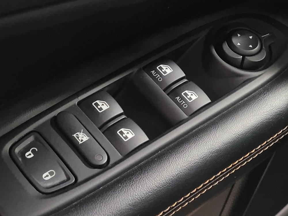 Used 2018 Jeep Compass Limited w/ Navigation Group AWD/4WD image 27