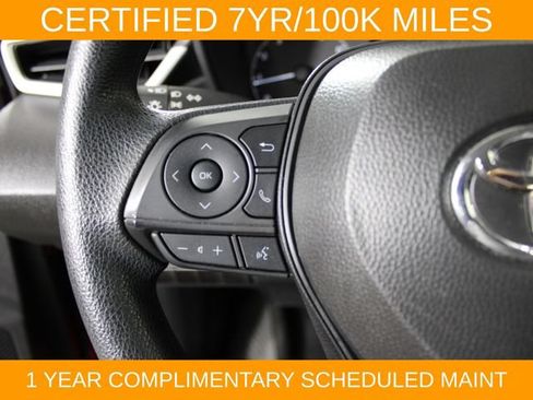 Used 2025 Toyota Corolla LE FWD image 20