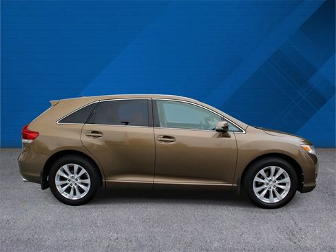 Used 2013 Toyota Venza LE image 10