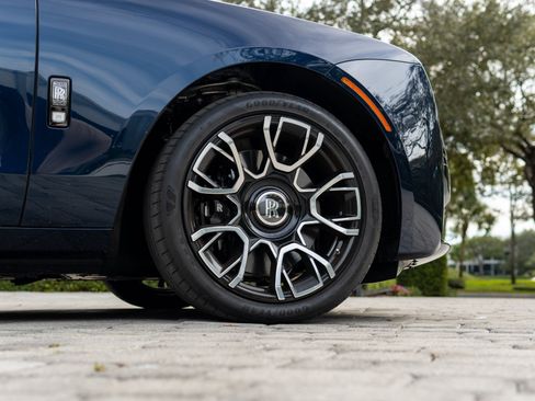 Used 2023 Rolls-Royce Ghost Black Badge w/ Black Badge Ghost Package AWD/4WD image 21