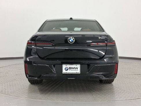 New 2026 BMW 740i image 10