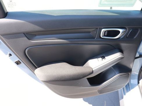 Used 2023 Honda Civic Sport image 13