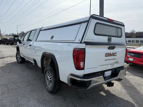 Used 2020 GMC Sierra 2500 Pickup 4D 8 ft image 2