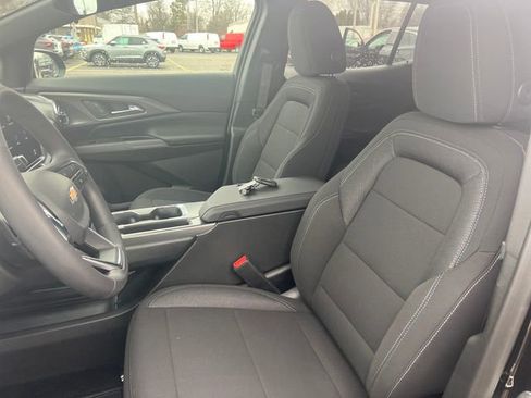 New 2026 Chevrolet Equinox EV LT image 11