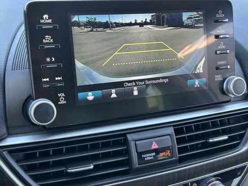 Used 2019 Honda Accord EX image 29