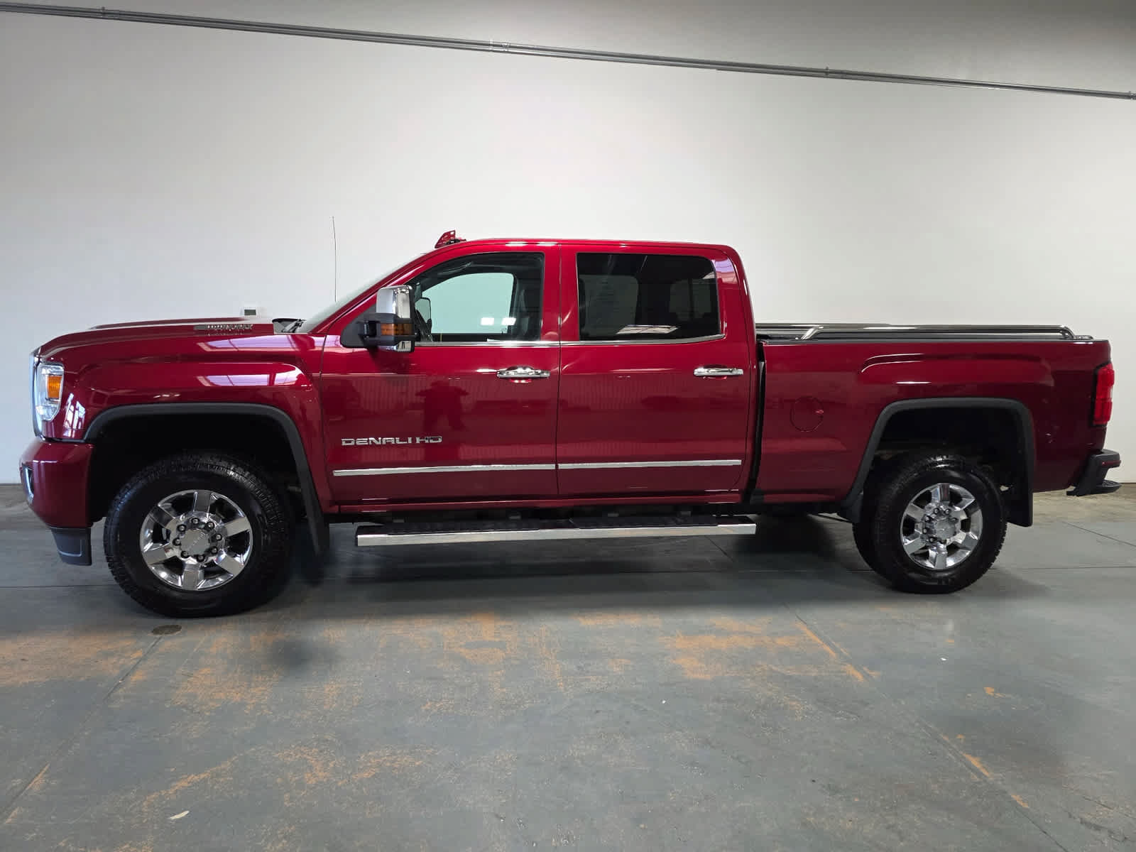 Used 2019 GMC Sierra 3500 Denali w/ Duramax Plus Package AWD/4WD image 2