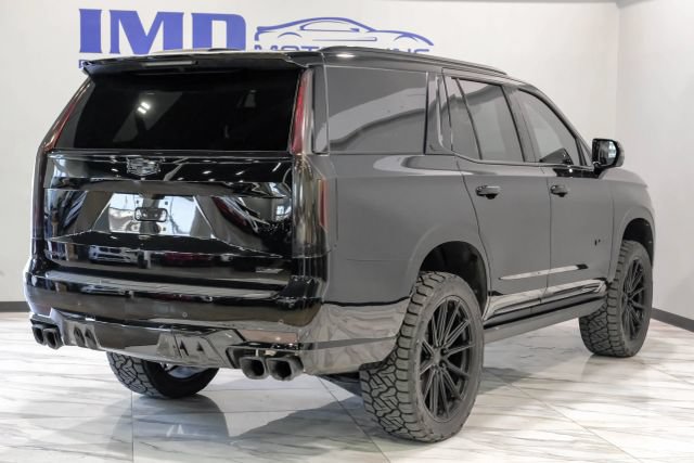Used 2023 Cadillac Escalade V AWD/4WD image 12