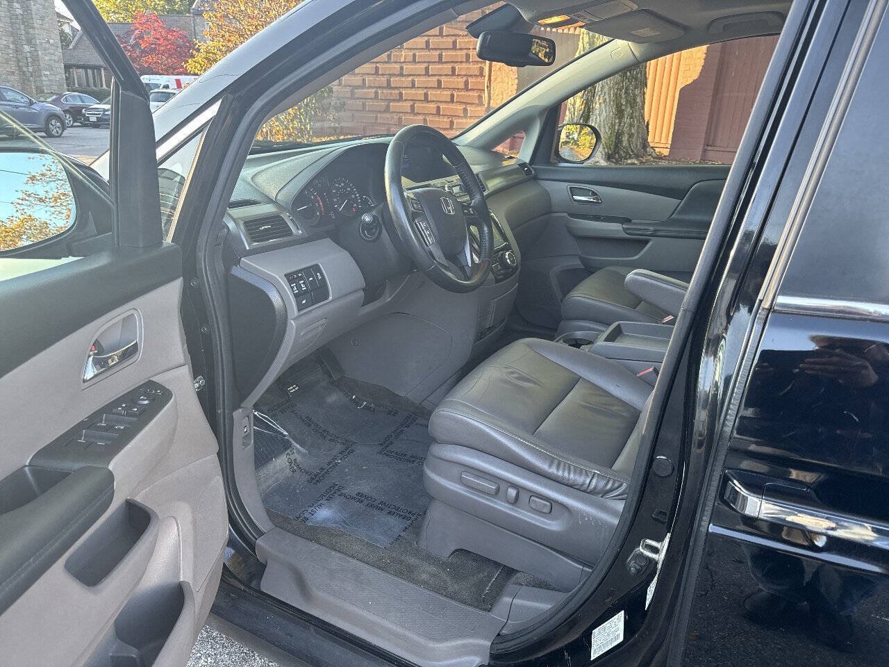 Used 2014 Honda Odyssey EX-L image 6