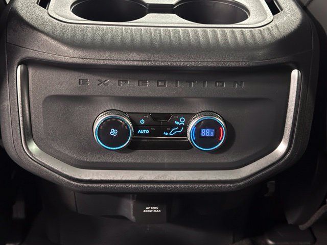 Used 2026 Ford Expedition Max Active RWD image 26
