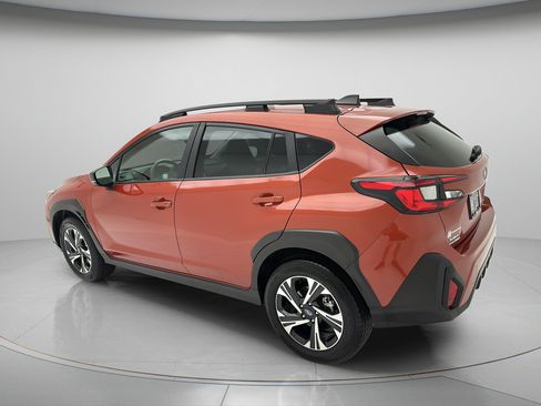 Used 2025 Subaru Crosstrek 2.5i Premium AWD/4WD image 4