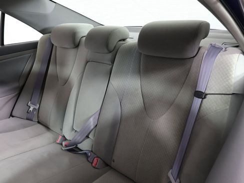 Used 2009 Toyota Camry LE image 15