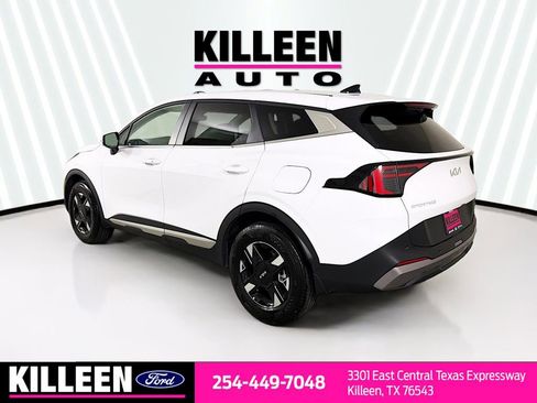 Used 2026 Kia Sportage LX w/ LX Convenience Package AWD/4WD image 6