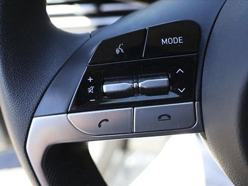 Certified 2021 Hyundai Elantra SEL FWD image 13
