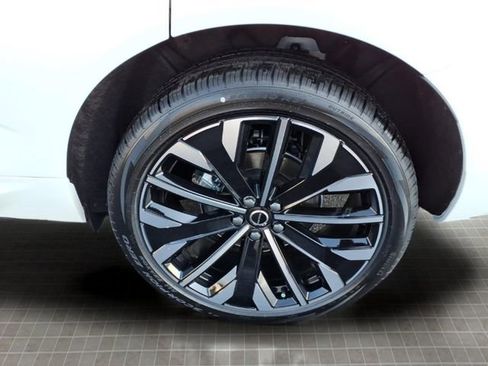 New 2026 Volvo XC60 B5 Ultra w/ Protection Package Premier AWD/4WD image 10