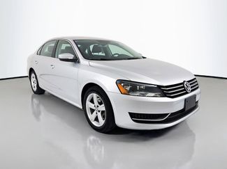 Used 2015 Volkswagen Passat 1.8T SE video 1
