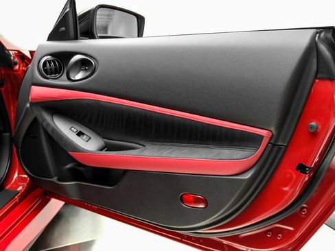 Used 2026 Nissan Z Performance w/ Floor Mat Package RWD image 42