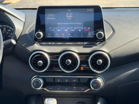 Used 2023 Nissan Sentra SV image 13