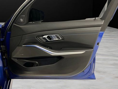 Used 2020 BMW 330i xDrive Sedan w/ M Sport Package image 47