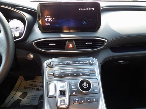 Used 2023 Hyundai Santa Fe Calligraphy image 22