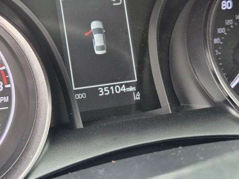 Used 2021 Toyota Camry SE image 10