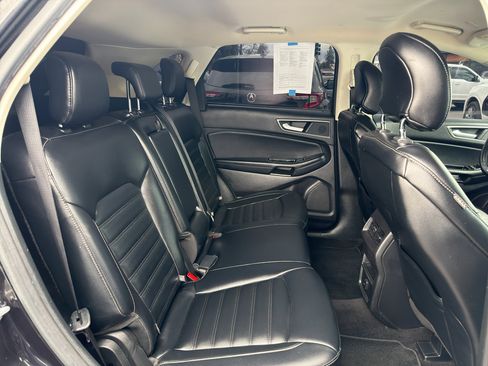 Used 2019 Ford Edge SEL w/ Equipment Group 201A AWD/4WD image 14