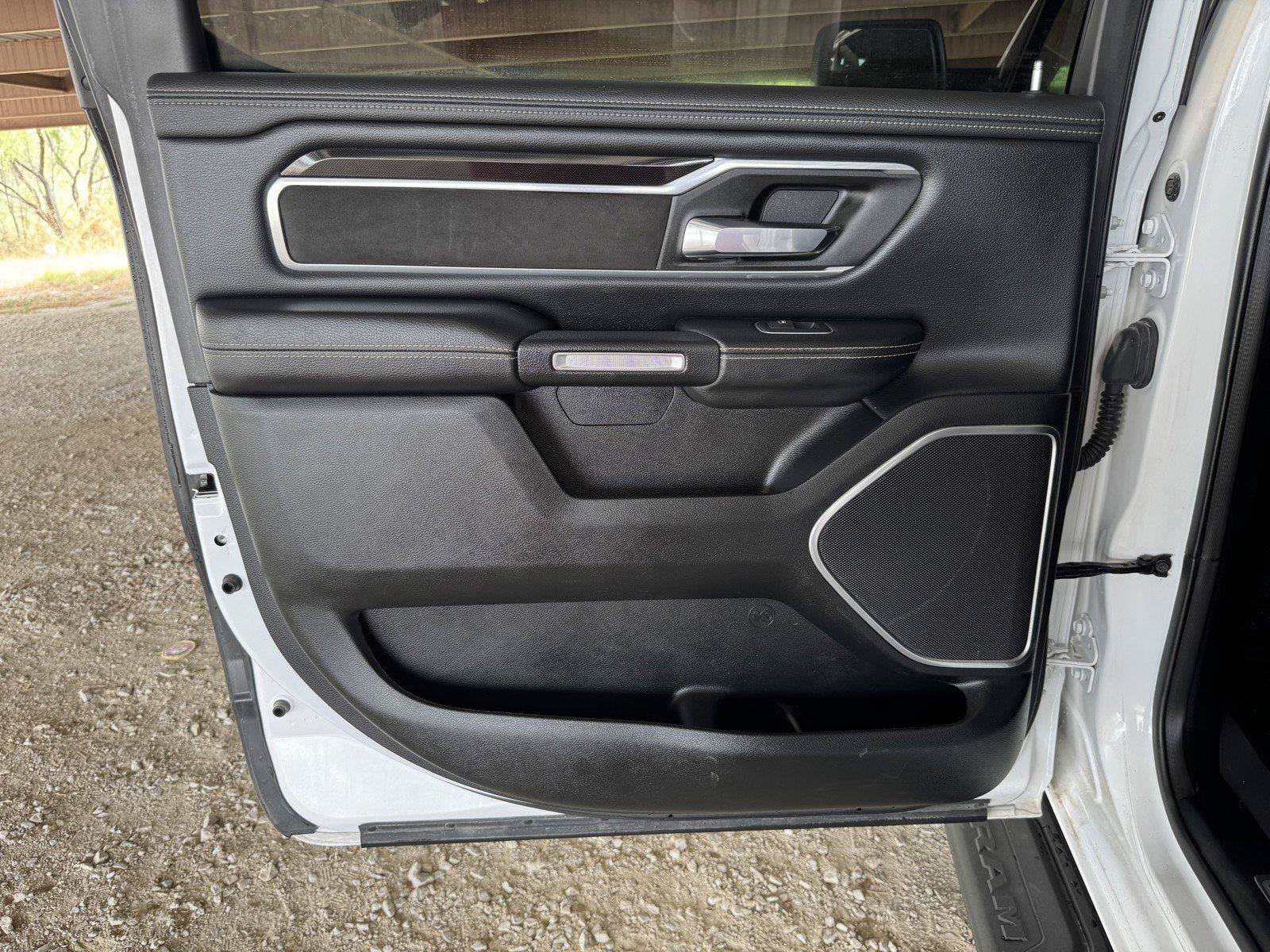 Used 2021 RAM 1500 Laramie w/ Night Edition AWD/4WD image 31