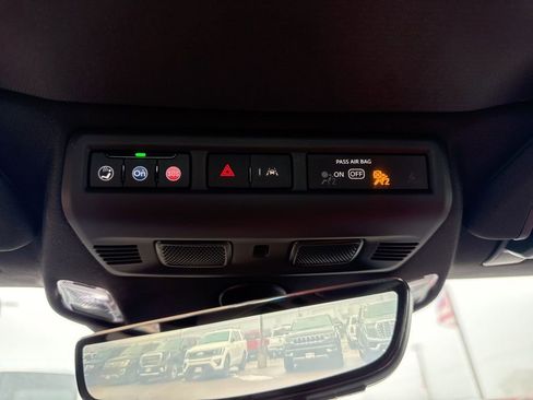 Used 2024 Chevrolet Corvette Stingray Preferred Conv w/ Battery Protection Package image 27