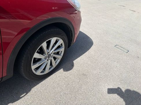 Used 2021 Ford Escape Titanium w/ Titanium Elite Package AWD/4WD image 22
