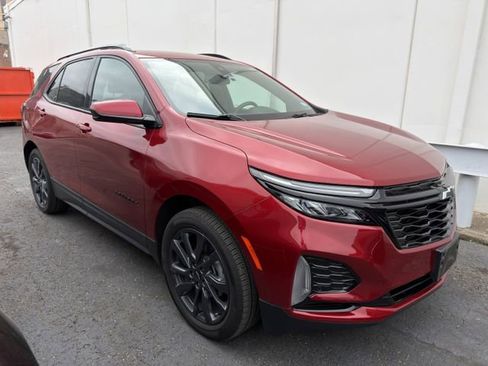 Certified 2024 Chevrolet Equinox RS image 2