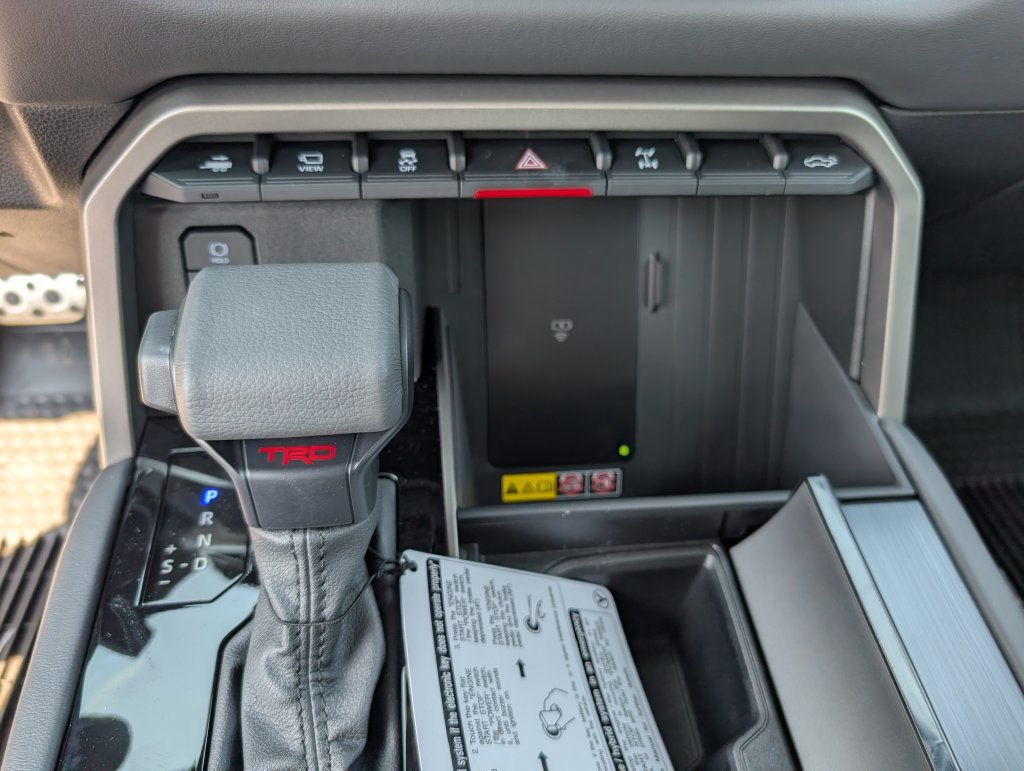 New 2026 Toyota Tundra Platinum w/ TRD Off-Road Package AWD/4WD image 19