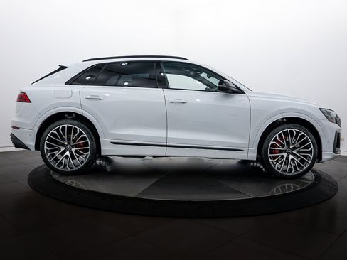 New 2026 Audi SQ8 Prestige image 3